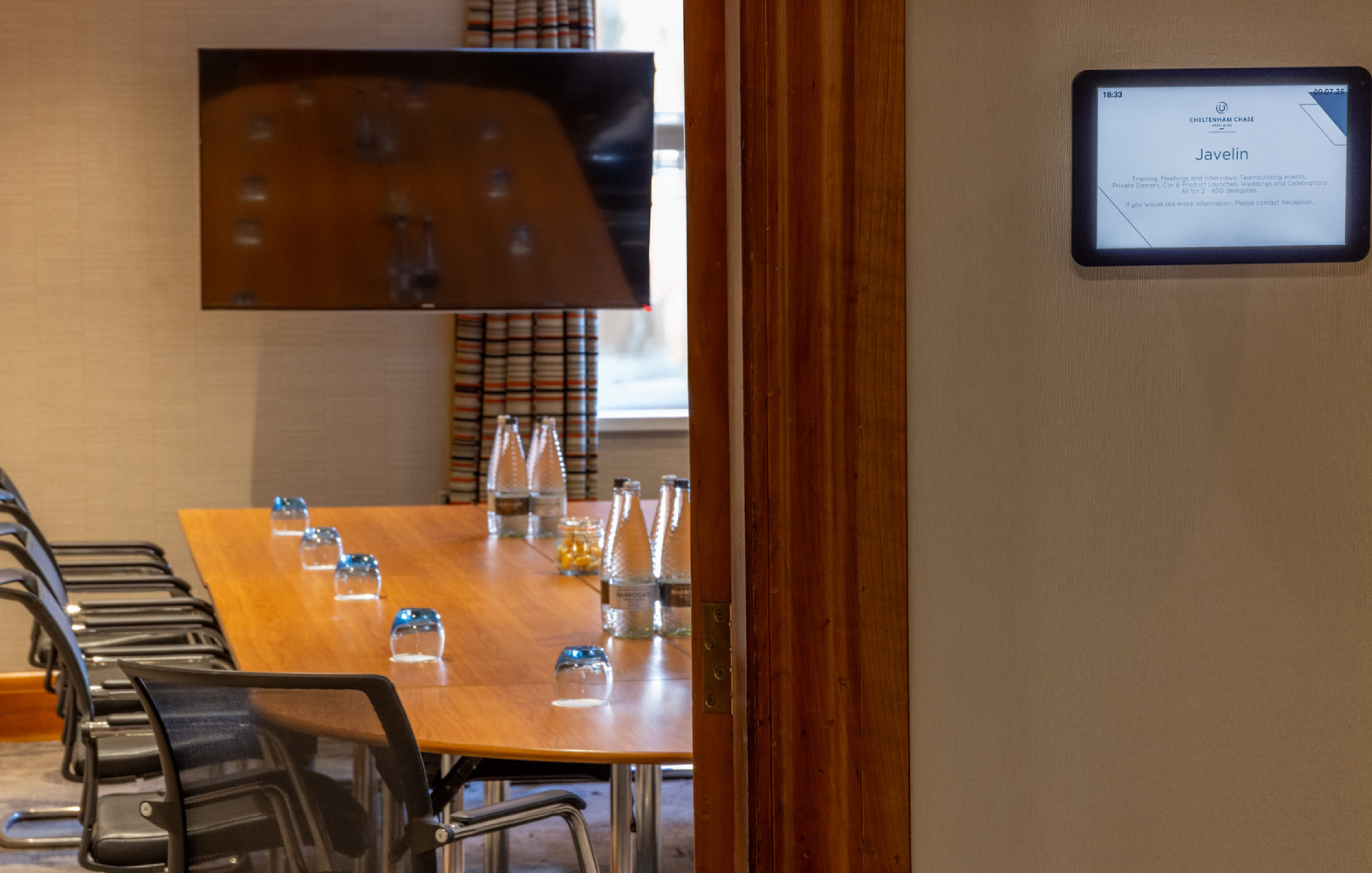 Cheltenham Chase Gallery JAVELIN Javelin Boardroom 1