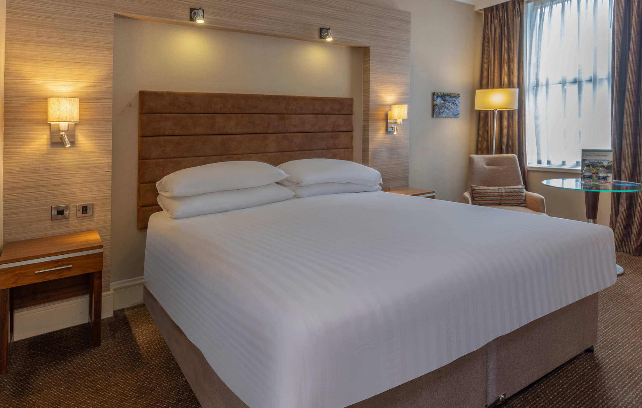 Cheltenham Chase Gallery ACCESSIBLE KING Accessible King 2