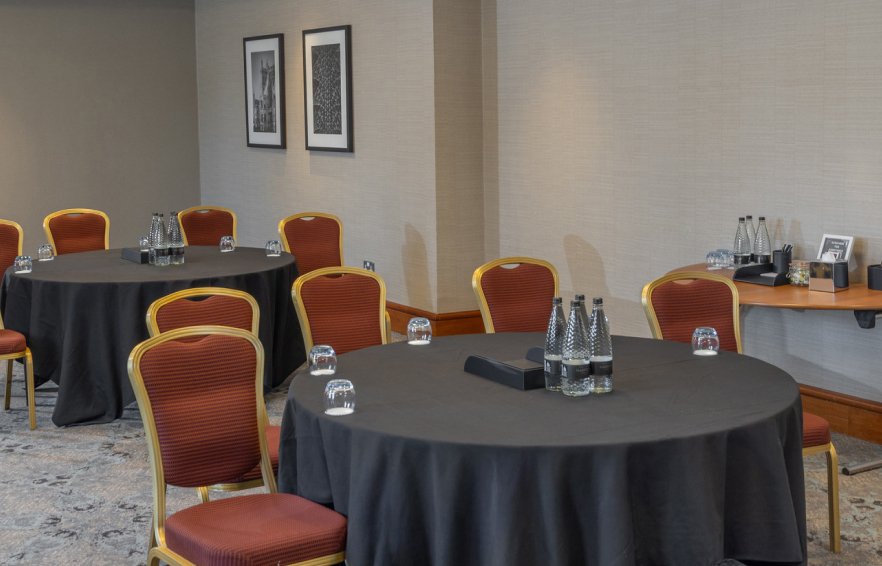 Carousel Desktop Cathedral Carousel 1