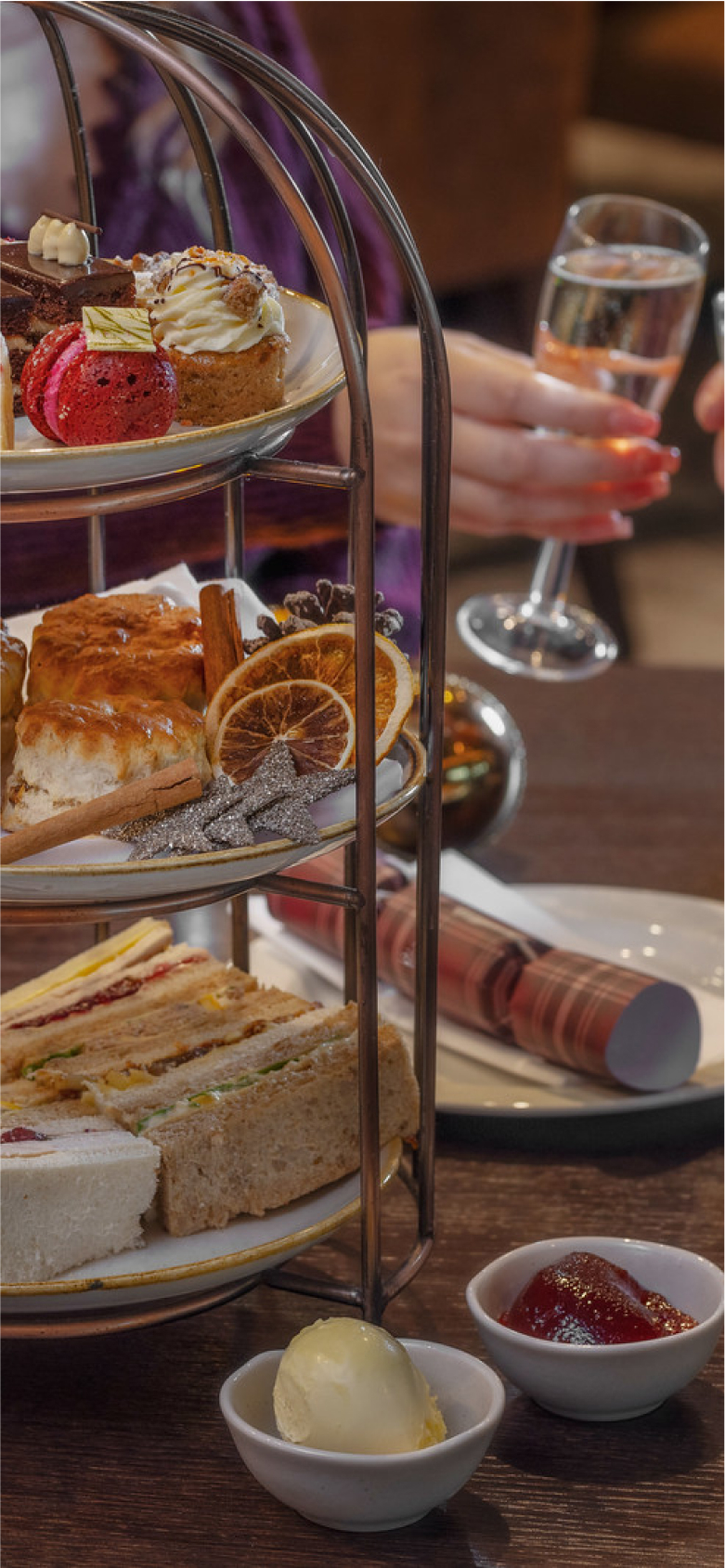 Oultonhall Festiveafternoontea Inner Desktop