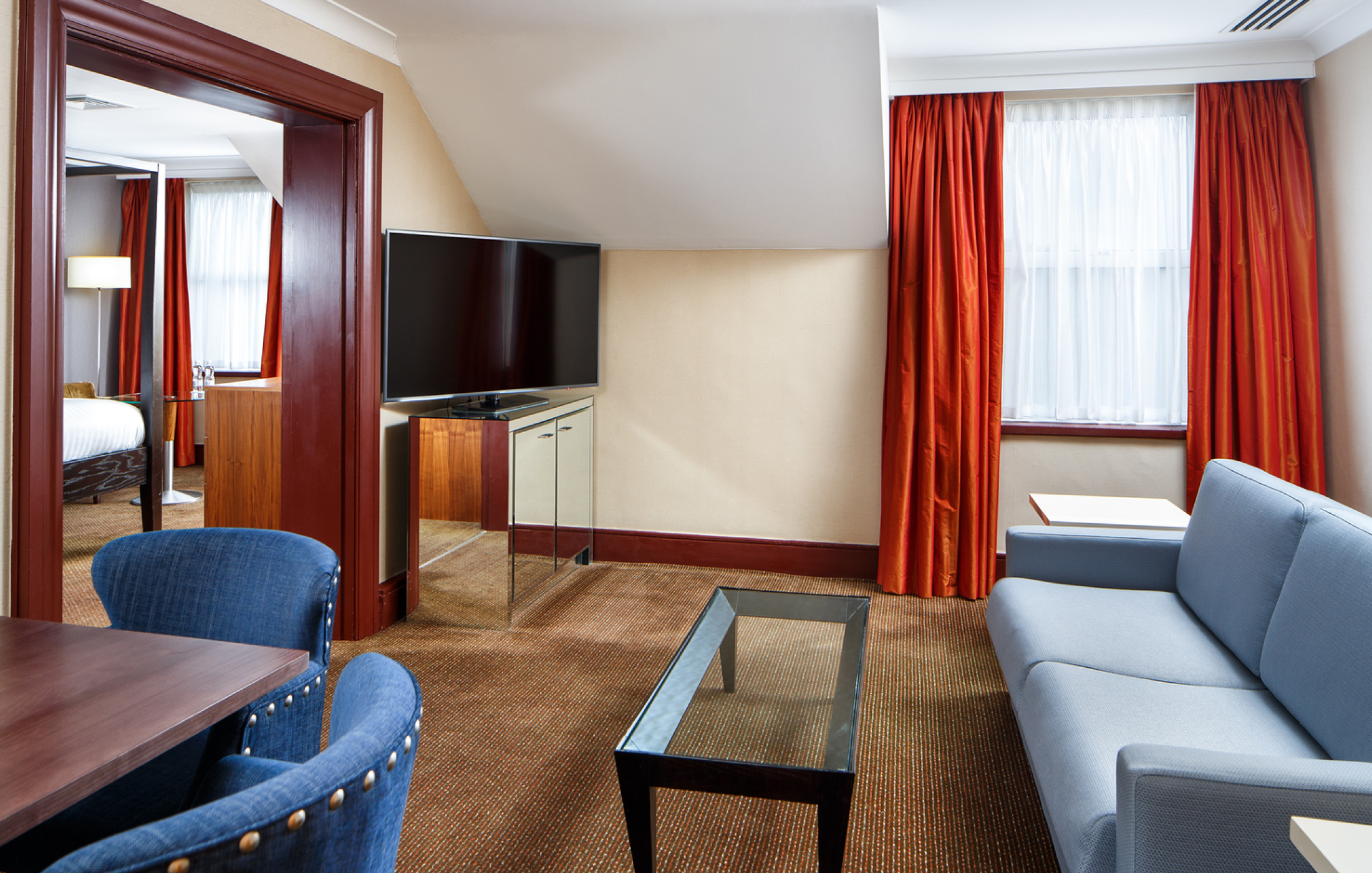 Cheltenham Chase Gallery SUITES Suite 1