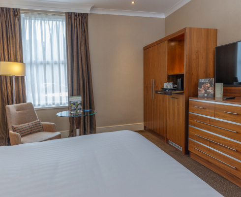 Servicecarousel Desktop 01 Accessible King Carousel 4