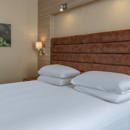 <p>CLASSIC FAMILY</p>