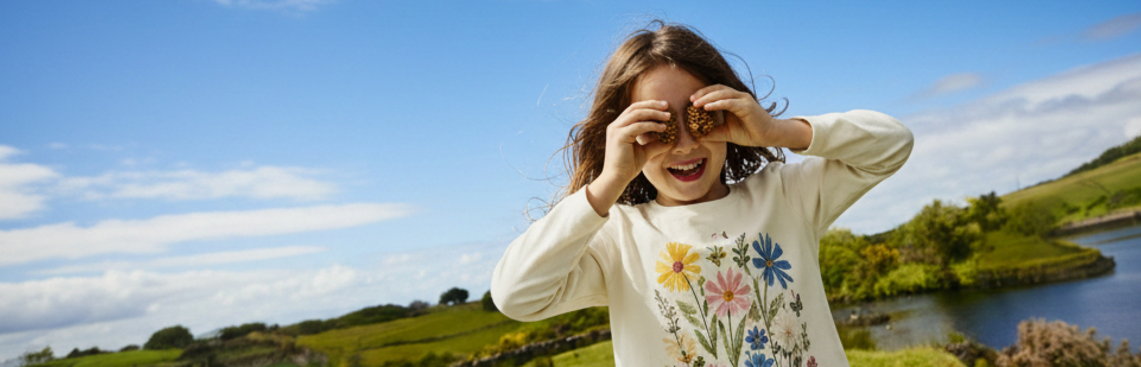 <p><em>Up to 25% off family stays...</em></p> image
