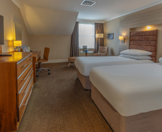 Servicecarousel Desktop 01 Superior Twin Carousel 1