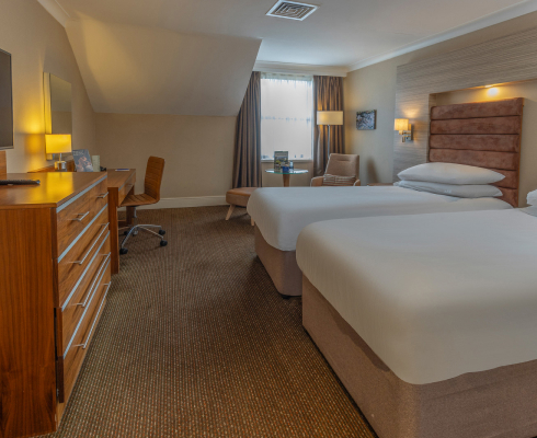 Servicecarousel Desktop 01 Superior Twin Carousel 1